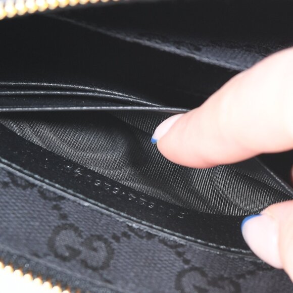 Gucci Black Leather Horsebit Wristlet Clutch with Gold Hardware - Picture 11 of 14